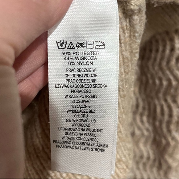 Nicole‎ miller women’s cream colored cable knit sweater size XL - Picture 3 of 4